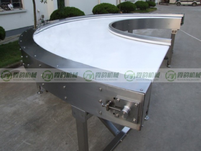 轉(zhuǎn)彎皮帶輸送機(jī)08