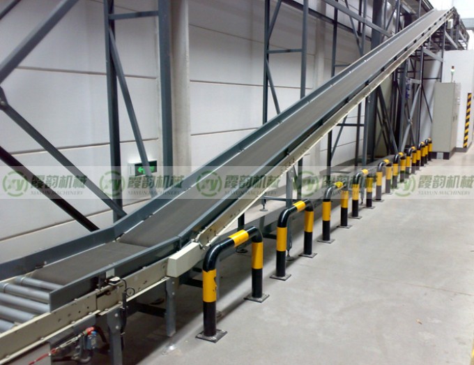 爬坡皮帶輸送機(jī)02